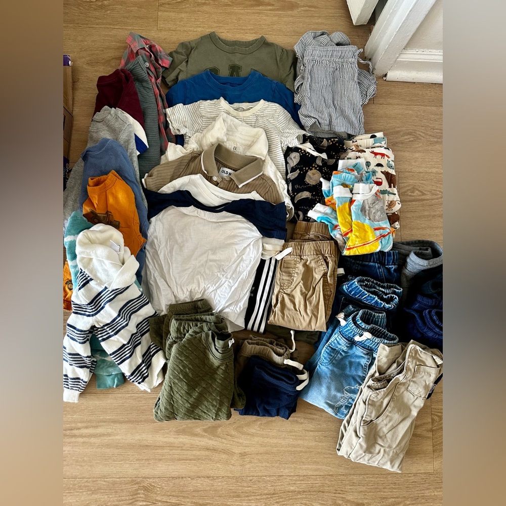 2T clothing bundle
